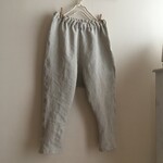 タンブラーウォッシュ加工リネンFで作ったサルエルパンツ