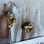 アシンメトリーくねくねゴールド✖︎シルバーピアス　イヤリング