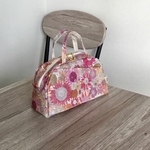  liberty＊一枚仕立ての軽いポーチ【スモールスザンナ】 ラミネート