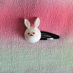 再販です！！！　ちりめん　うさちゃんのパッチン　つまみ細工　
