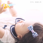 青 × 紫 の 花柄 リボン の ヘアクリップ　／　キッズ ベビー 滑り止め付き