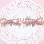 可愛いハートリボン♡量産型　キラキラ　ヘアアクセサリー　ヘアクリップ　ゆめかわいい　ロリータ　オタク　メンヘラ　サーモンピンク色　甘ロリ　ふわふわ　天使　ヘアメイク　ヘアアレンジ　推しカラー　