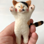 のびのびーんにゃんこ🐱三毛猫　羊毛フェルト