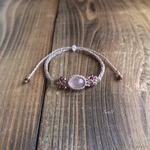 モルガナイトのマクラメブレスレット 