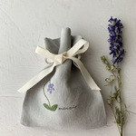 リネンのサシェ　ペパーミントの香り　マスク入れ　刺繍ポーチ　すみれ