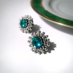 Galaxy Blue Green　宇宙のブルーグリーンピアス