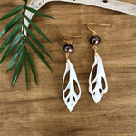 【SALE】stay salty #4 （スライスシェルと淡水パールのピアス）