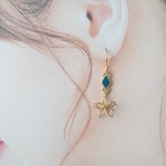 ワイヤーフラワーのピアス