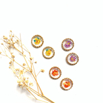 押し花レジンの大ぶりピアス
