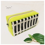 北欧モダン×イエローグリーン ラミネート＊切り替えスクエアポーチ