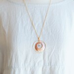 シェルカーニバル　ロングネックレス