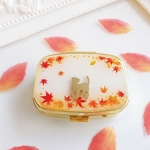 紅葉のネコ散歩 レジン ねこ 猫 秋