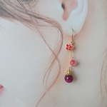 再販☆天然石とお花のゆれるピアス