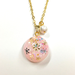 雪玉のネックレス ピンク