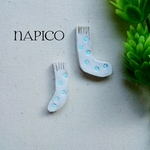 2個セット♥くつした水色水玉◇陶土ブローチ♡