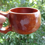 　　花梨のコーヒーカップ　一木彫り
