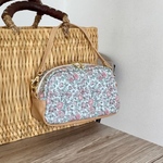 liberty＊持ち手が着くポーチ【フェリシテ＊あずきミルク】リバティ ラミネート