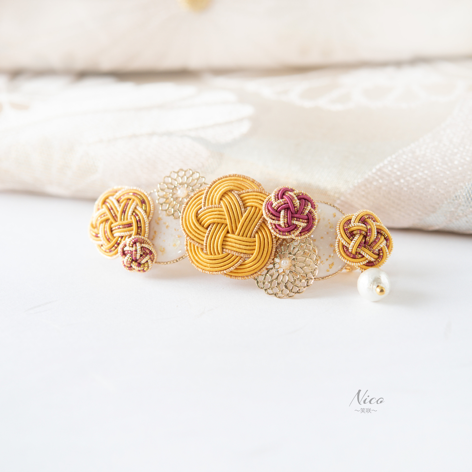 【再々値下げ❣️】キラキラバレッタ【新品・未使用❣️】 再販 水引バレッタ お花いっぱい やまぶき×えんじ色 - Nico～笑