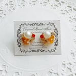 すりガラス風フラワービジューピアス（オレンジ）