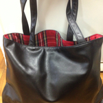 革のトートバッグ