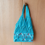 レトロなパイナップル模様の涼しげな手提げバッグ