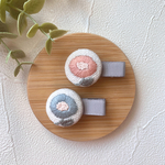 北欧風ポピー刺繍のやっとこピン　ベビークリップ　くるみボタン