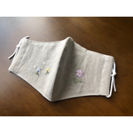 手刺繍＊刺繍入りマスク/マーガレット《内布もリネン》花刺繍/花/ギフト/プレゼント/誕生日/リネンマスク/刺繍マスク/立体マスク/マスク/大人用/レディース　.43