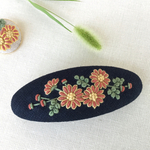 ご注文品　刺繍バレッタ９×3.５ 2色咲菊チェスター