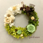 石鹸の薔薇が香るナチュラルリース