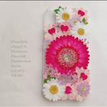 濃いピンクのガーベラ♡押し花スマホケース
