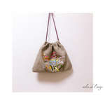 no.622 - flower embroidery lunchbag