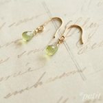 14kgf-ペリドットの一粒ピアス