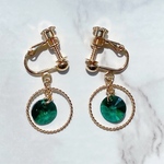 SALE中750円の品→650円【新緑の光(ピアス.イヤリング)】
