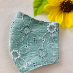 ✳︎新作　フラワー刺繍レースマスク✳︎マーガレット　ミント