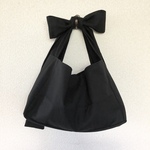 square bag  黒