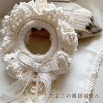 𓂃ホワイトガーデン‪𓂃ふわふわ花びらのようなシュシュ(大)  𓂃open記念価格