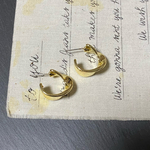 2個✦デザインツイストフープピアス