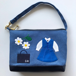 布アップリケ　学校制服のポーチ