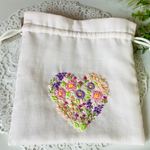 お客様専用ページ（ガーゼハート型刺繍巾着ポーチ）＊送料無料＊