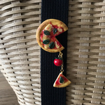 マルゲリータピザのブローチ