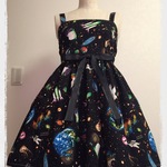 スペイシ―柄ジャンパースカート☆カチューシャつき