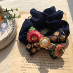 刺繍リボンシュシュ ネイビー