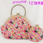 「hiromi0407様のご注文品」☆気持ち華やぐ☆がま口バッグ（大）＆がま口ポーチ（小）（花柄と猫♡）