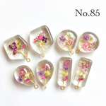 No.85アリッサムの幾何学型押し花カボションパーツセット(8個入)カン付/ピアス/イヤリング