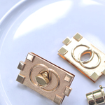 スクエアゴールドバッグ金具 