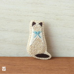 シャム猫の刺繍ブローチ