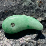 糸魚川翡翠の勾玉