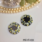 ミモザの花刺繍 ブローチ／ヘアゴム(中)