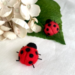 てんとう虫ブローチ☆羊毛フェルト