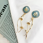 【限定再販】残り1点くすみブルー　アリッサム ピアス チタンピアス イヤリング  